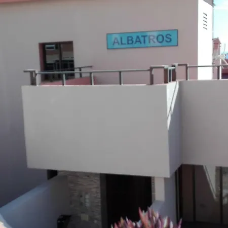 Edificio Albatros Apartment *